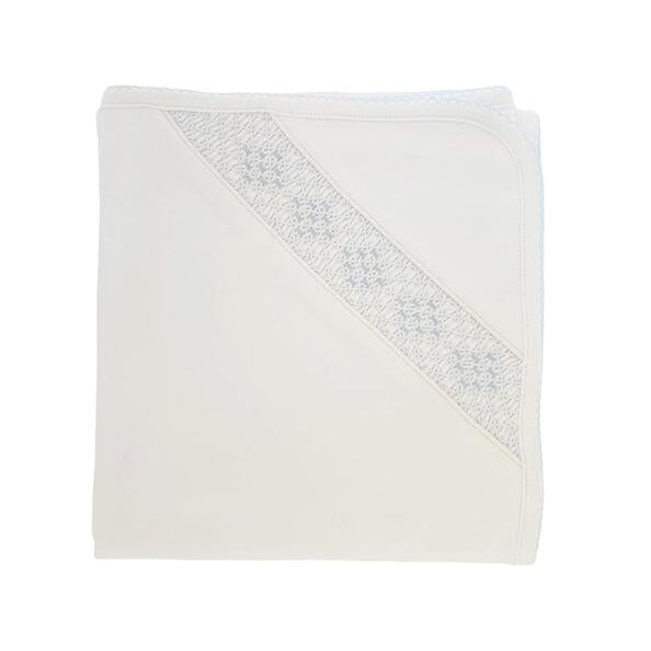 Tecomoabesos Smocked Blanket, White with Light Blue