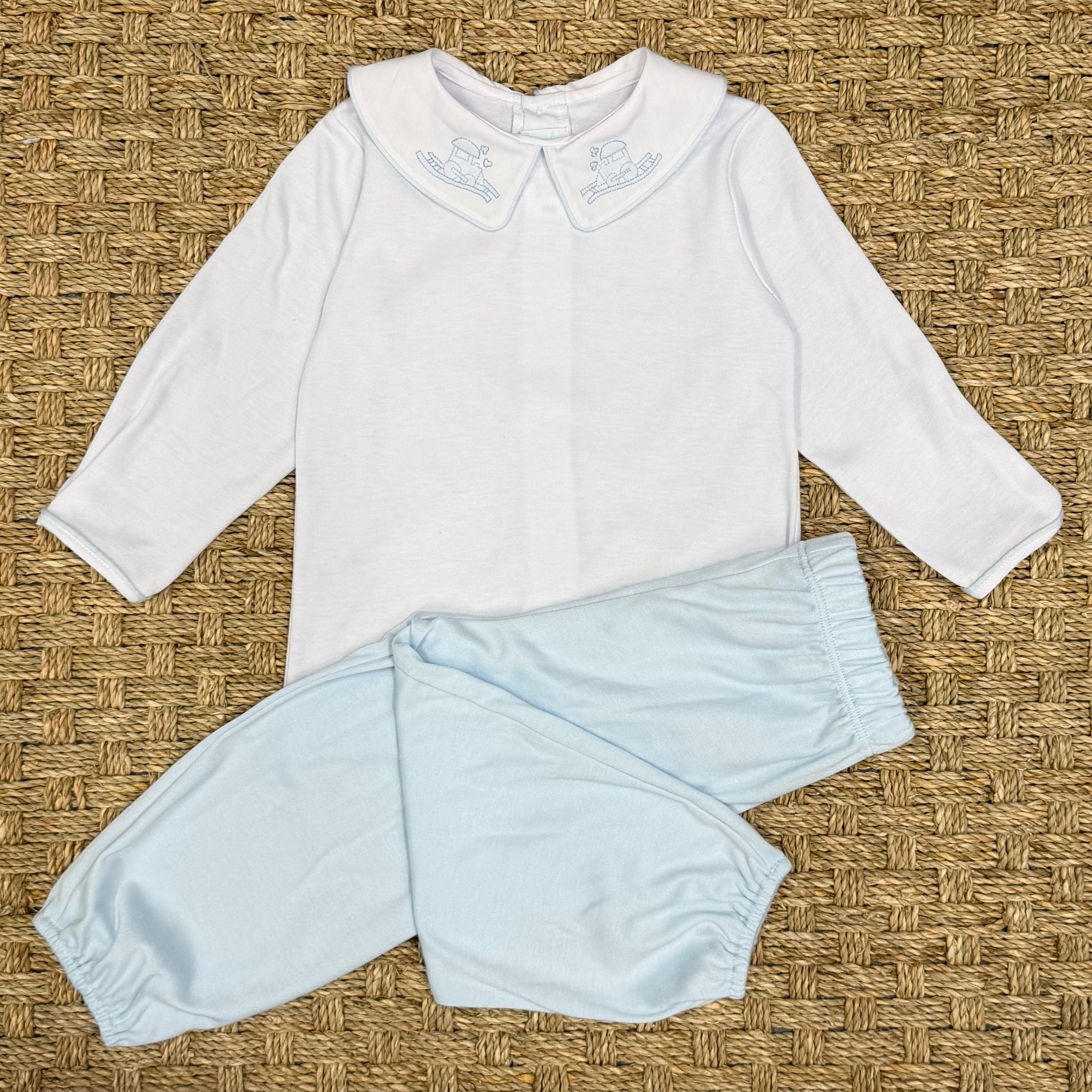 Auraluz Knit Pant Set with Train Embroidery