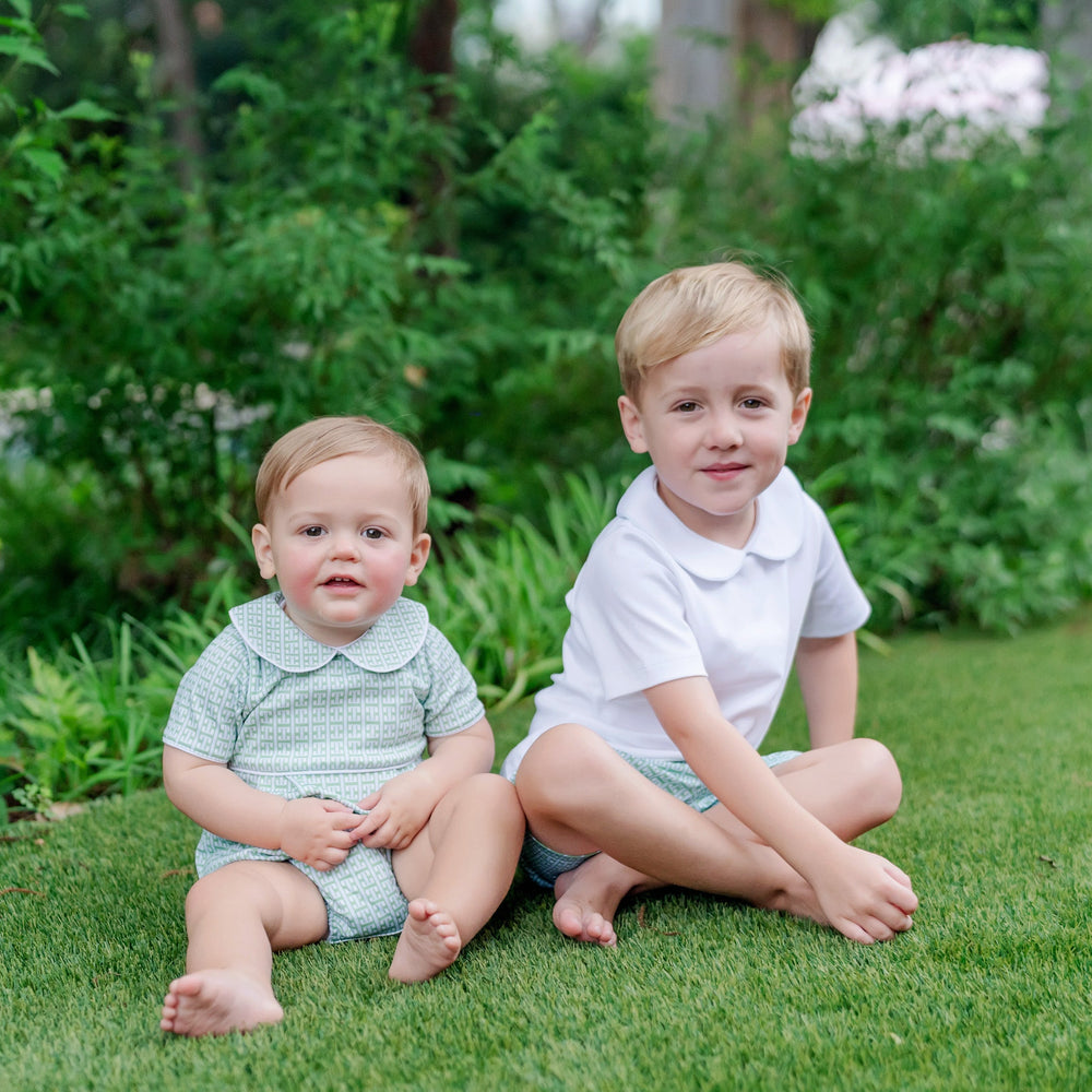 Lila and Hayes Palmer Boys Bubble Garden Trellis
