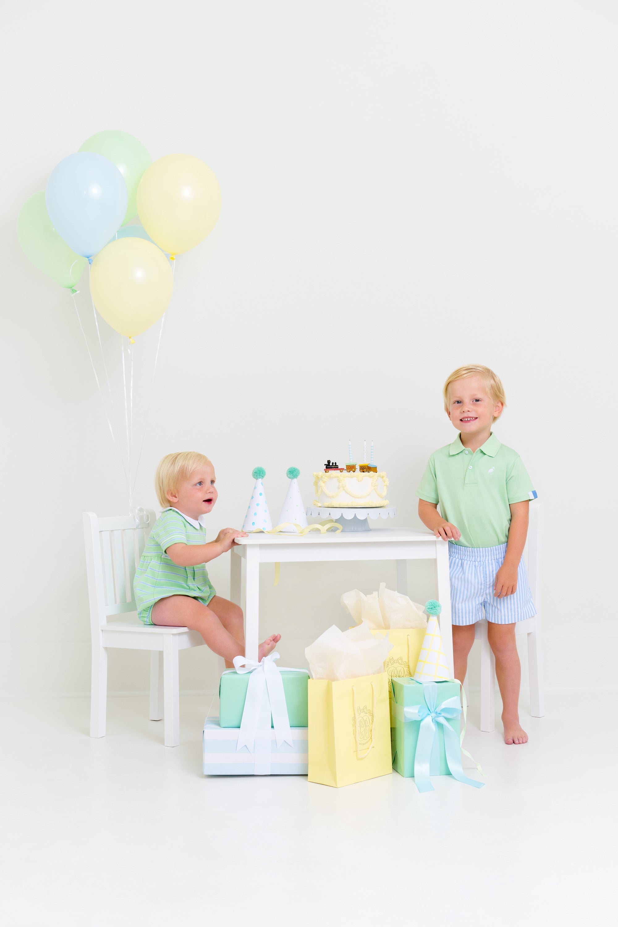 Beaufort Bonnet Sheffield Shorts, Beale Street Blue Stripe