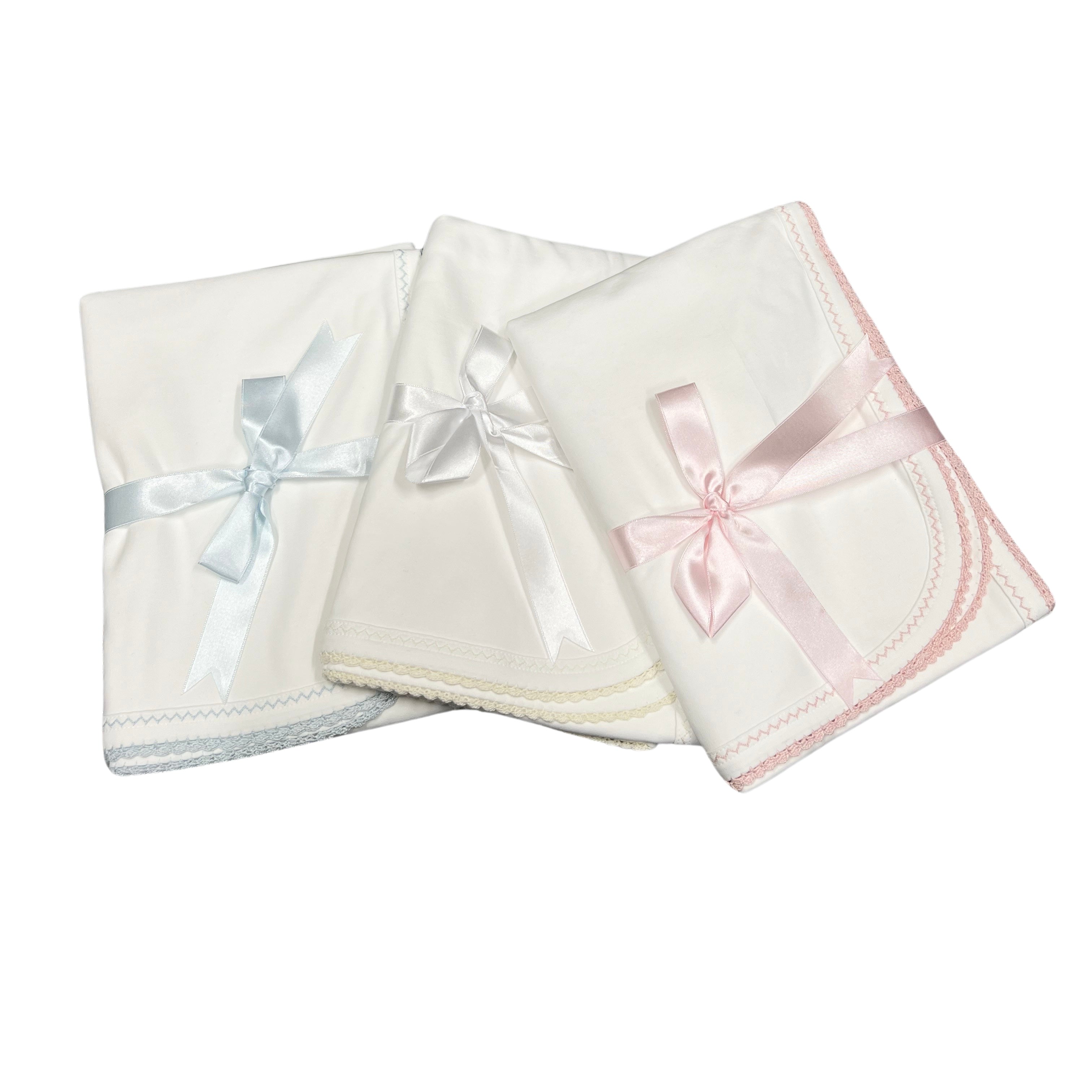 Squiggles White Blanket with Colored Trim