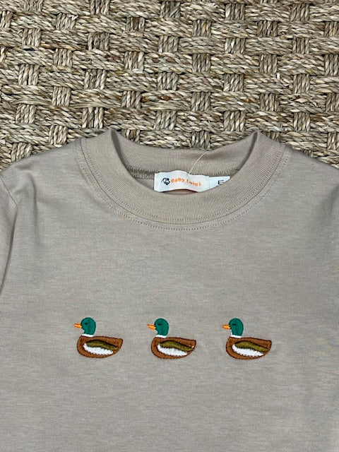 Luigi Tee, Three Mallards on Sand