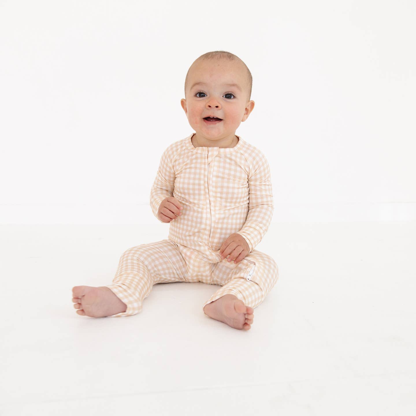 Motette Sandstone Gingham Bamboo Sleeper