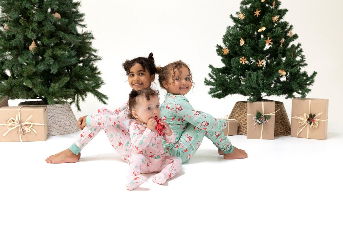 Angel Dear Golfing Mrs. Claus & Elves Loungewear Set