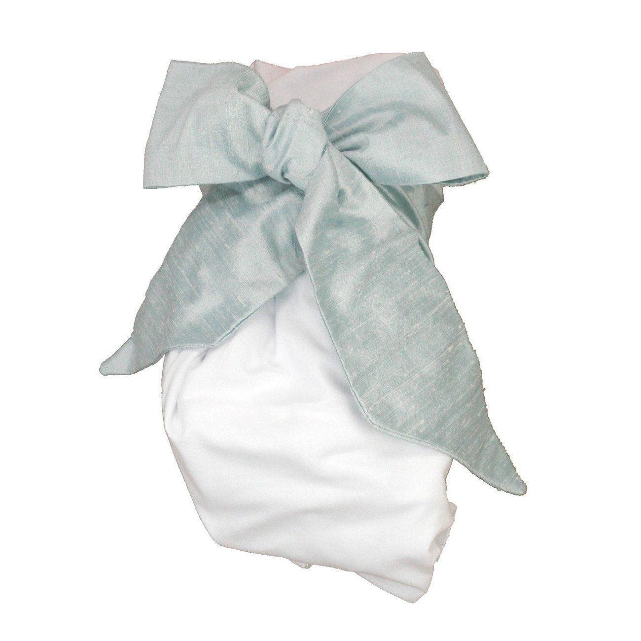 Beaufort Bonnet Bow Swaddle Silk - shopnurseryrhymes