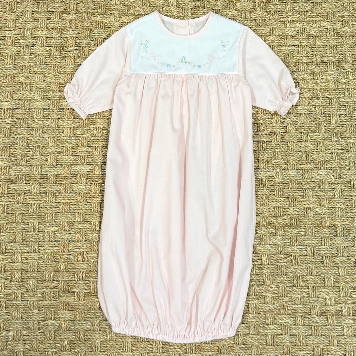 Auraluz Pink Saque with Tiny Bows Embroidery