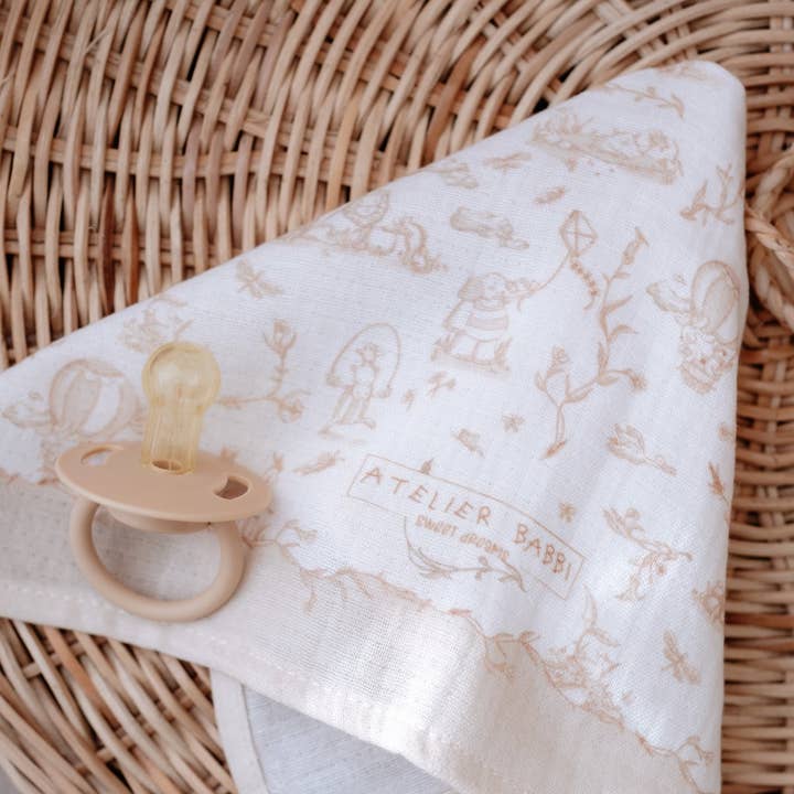 Atelier Babbi Beige Toile De Jouy Burp Cloth