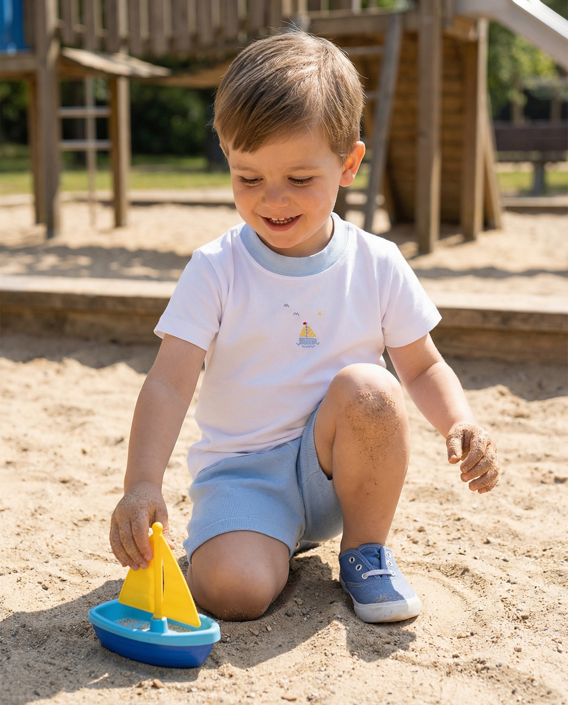 Squiggles T- Shirt Sailboat on White with LB Trim