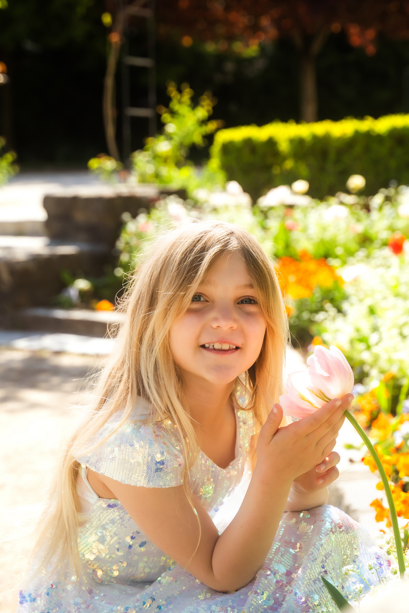 Creative Education Sequins Concert Queen Dress