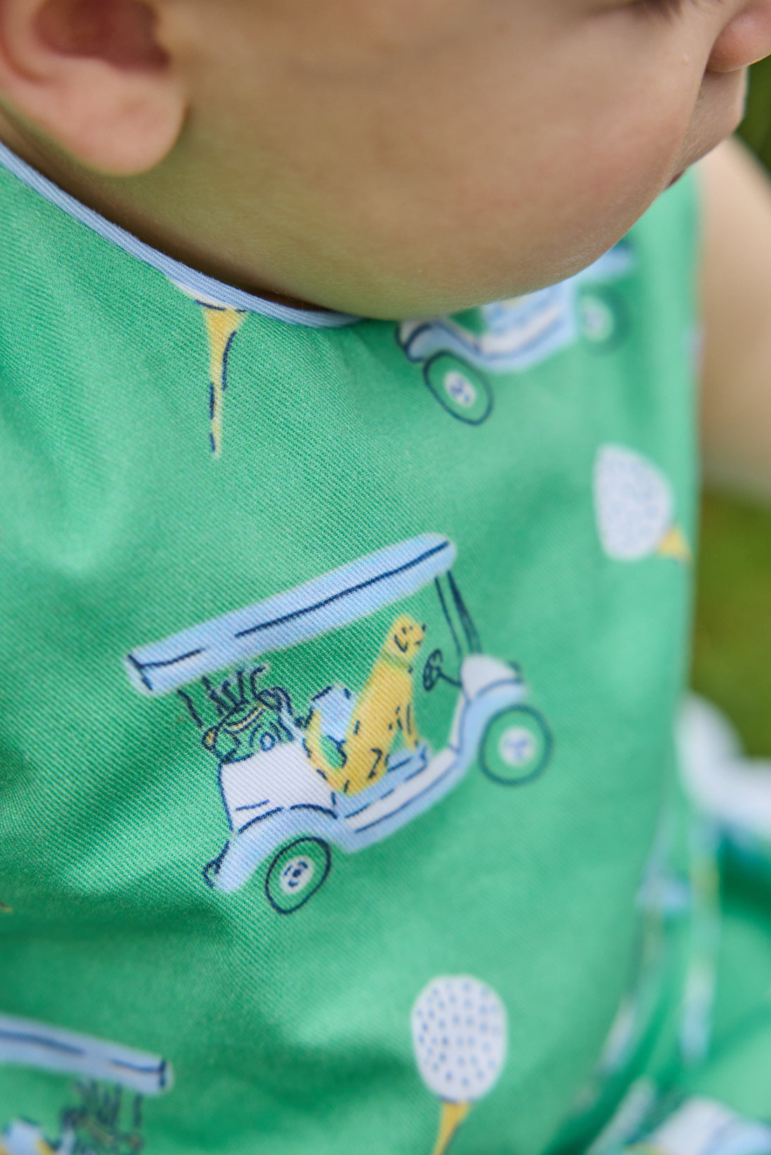 Little English Round Neck Bubble, Blue Paws on Par