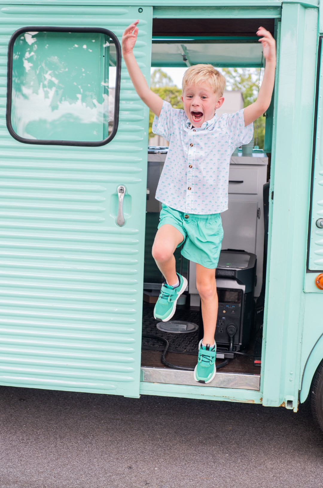 Prodoh Outrigger Performance Short, Marine Green