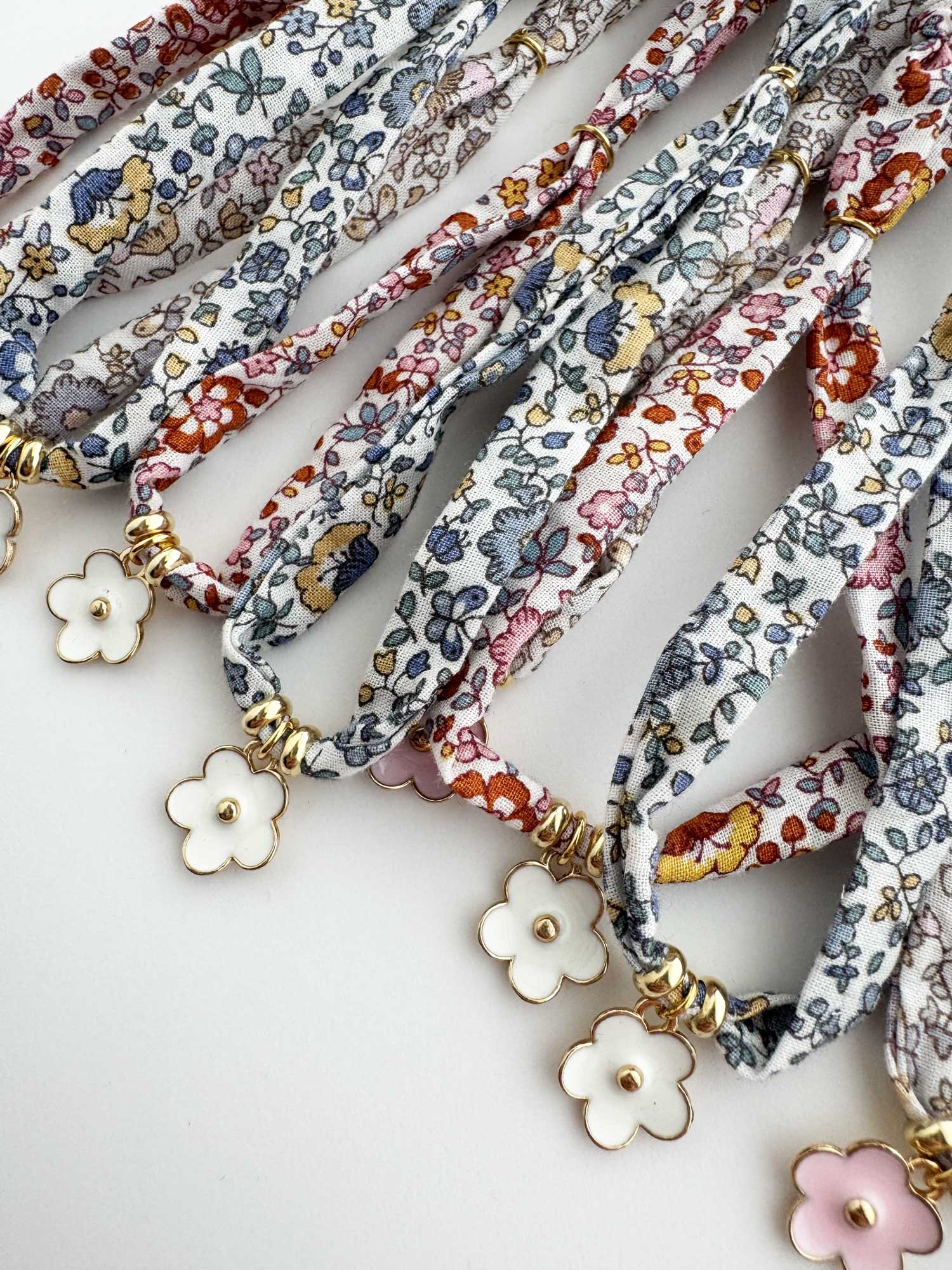 Eva's House Winter Flowers Bracelet