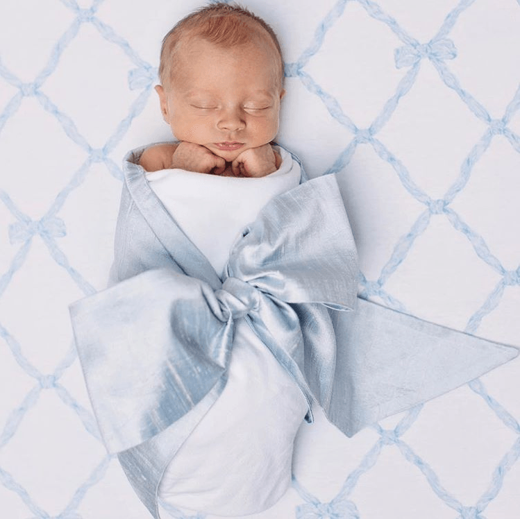  Adrienne Vittadini Bambini Jersey Cotton Spandex Swaddle  Blankets 40x40 with Baby Knot Hat - Blue Solid - Pantone, Blue : Baby